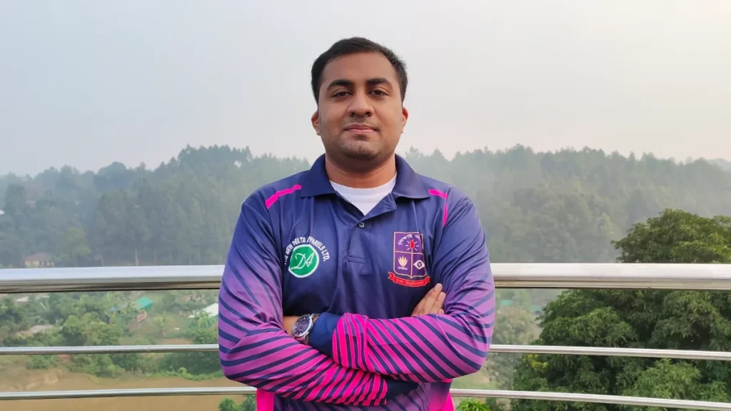 Md. Siddiq Hasan outdoors